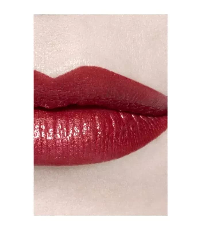 Chanel Rouge Coco Bloom Colore Rossetto Idratante Rimpolpante 140 Alive - 6