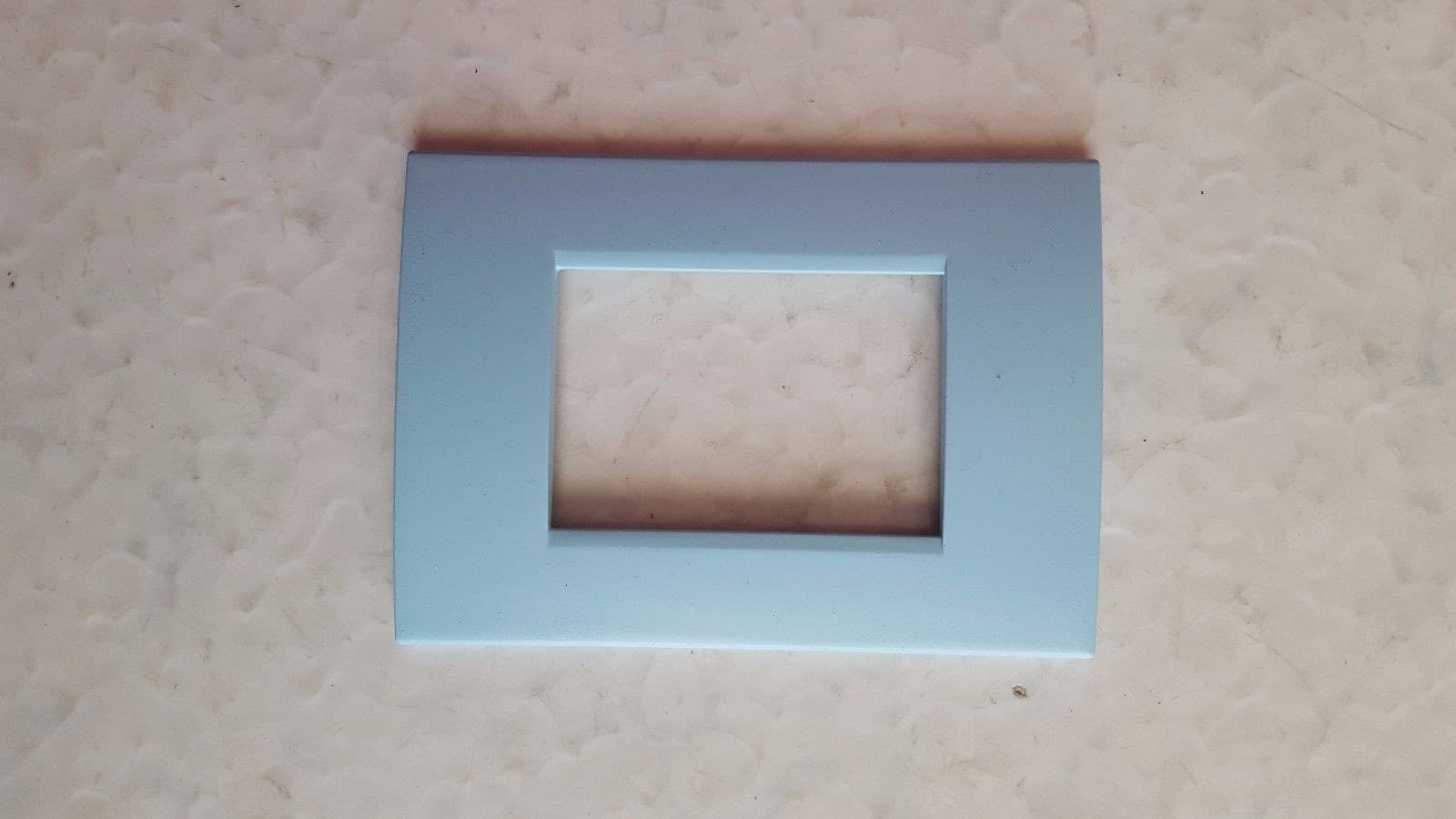 PLACCA PLACCHE PLACCHETE COMPATIBILI LIVING LIGHT IN ABS 3 4 7 POSTI COLORATE - 14