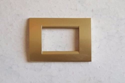 PLACCA PLACCHE PLACCHETE COMPATIBILI LIVING LIGHT IN ABS 3 4 7 POSTI COLORATE - 28