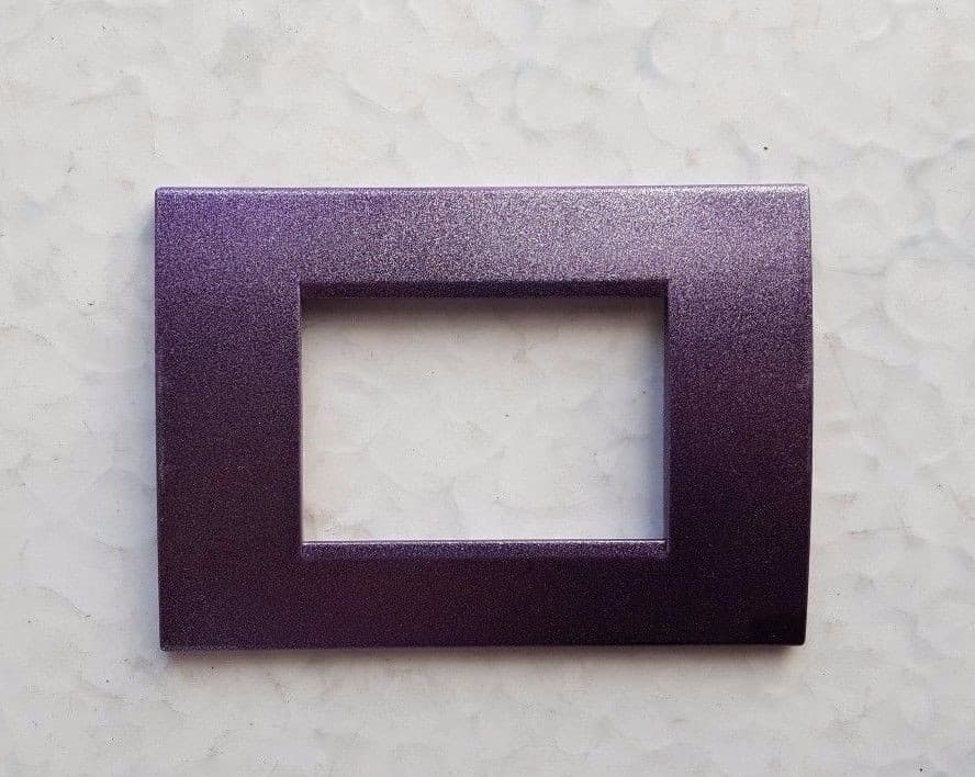 PLACCA PLACCHE PLACCHETE COMPATIBILI LIVING LIGHT IN ABS 3 4 7 POSTI COLORATE - 8