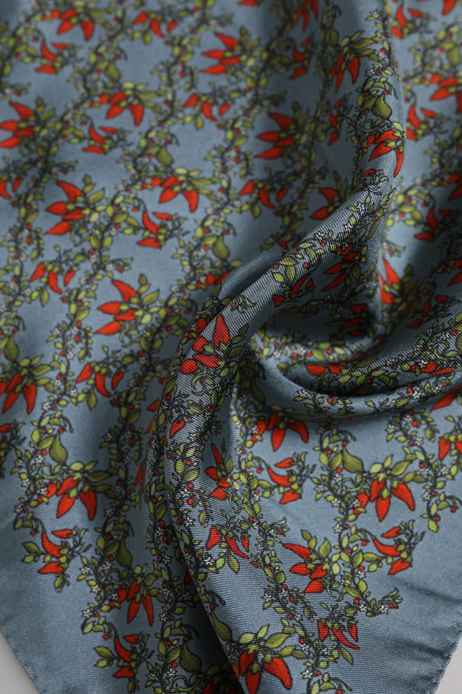 Dolce & Gabbana Gray Chilis Silk Square Men Foulard Scarf - 4