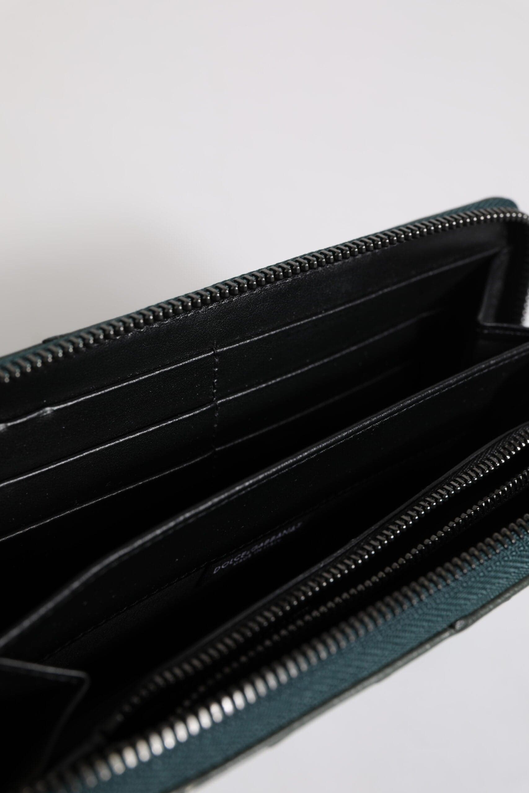 Dolce & Gabbana Green Ostrich Logo Plaque Zip Around Continental Wallet - 7