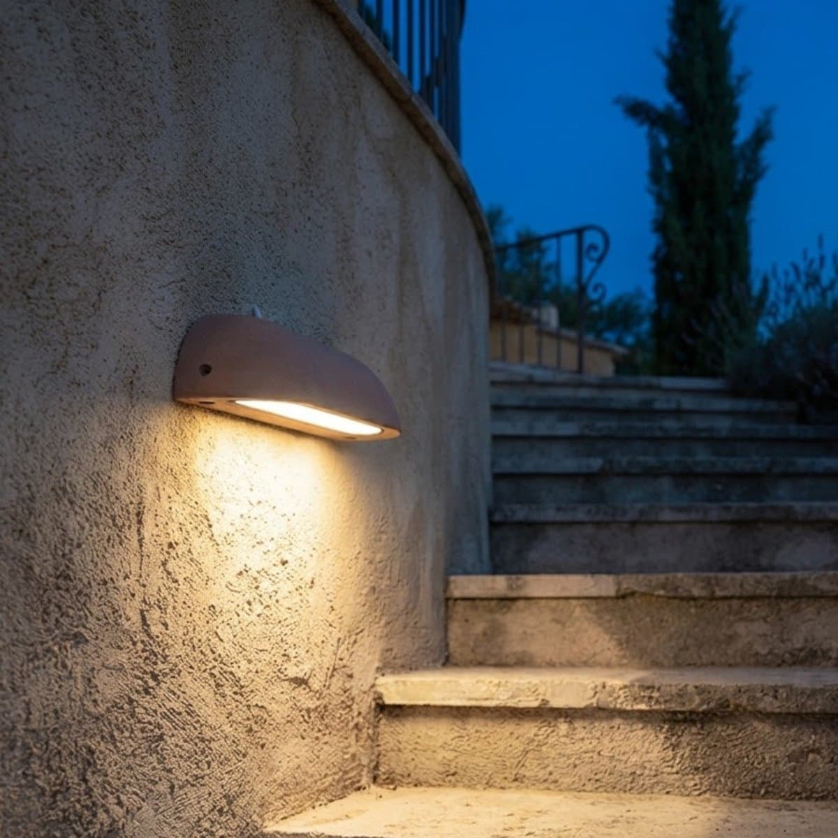 Applique LED Redo Group URON 91057 91058 91059 IP65 monoemissione cemento - 3