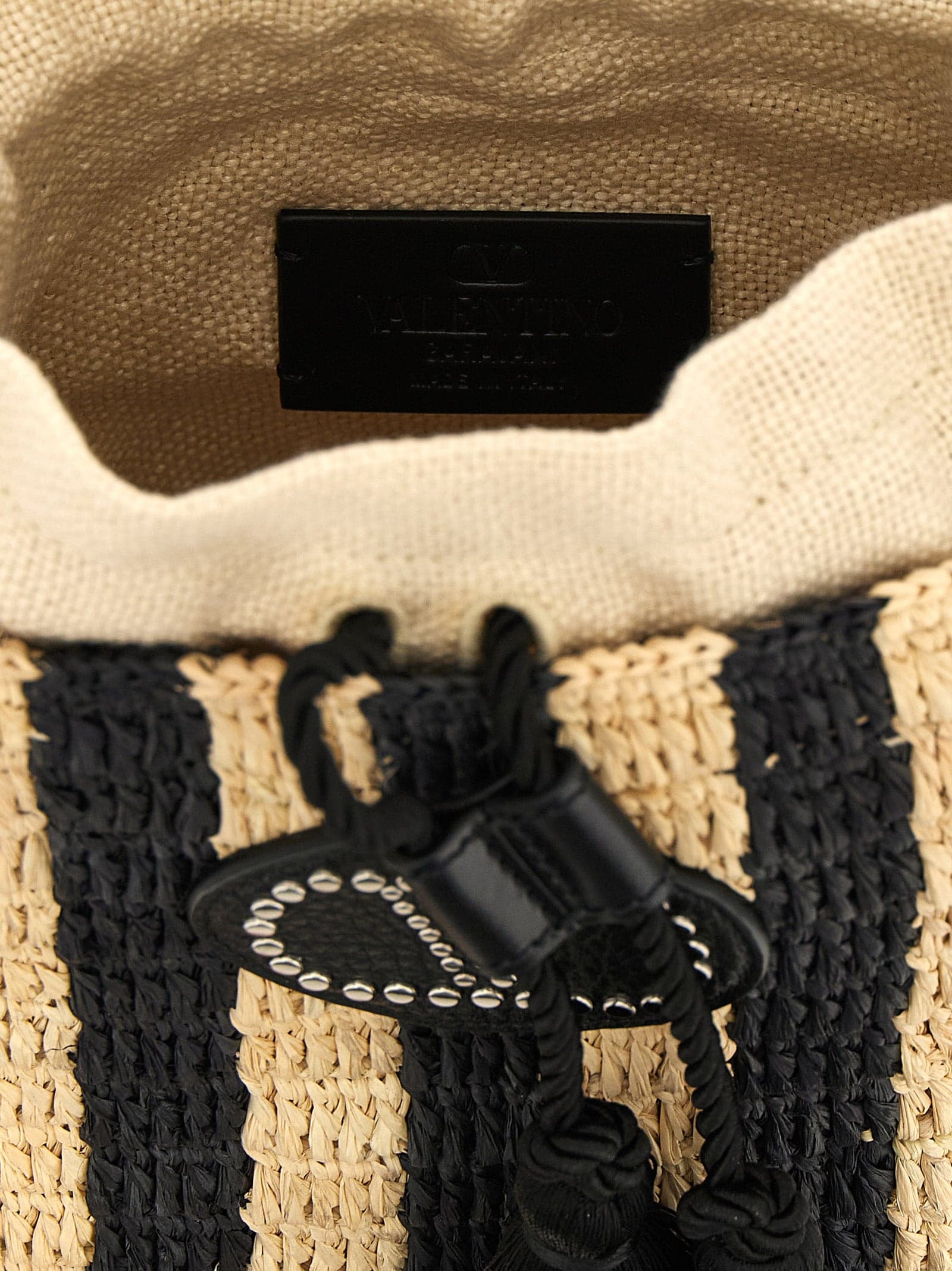 Valentino Garavani Black Straw Shoulder Bag - 4