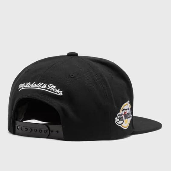 Cappello Mitchell & Ness NBA Top Spot MIA HEAT Black - 2