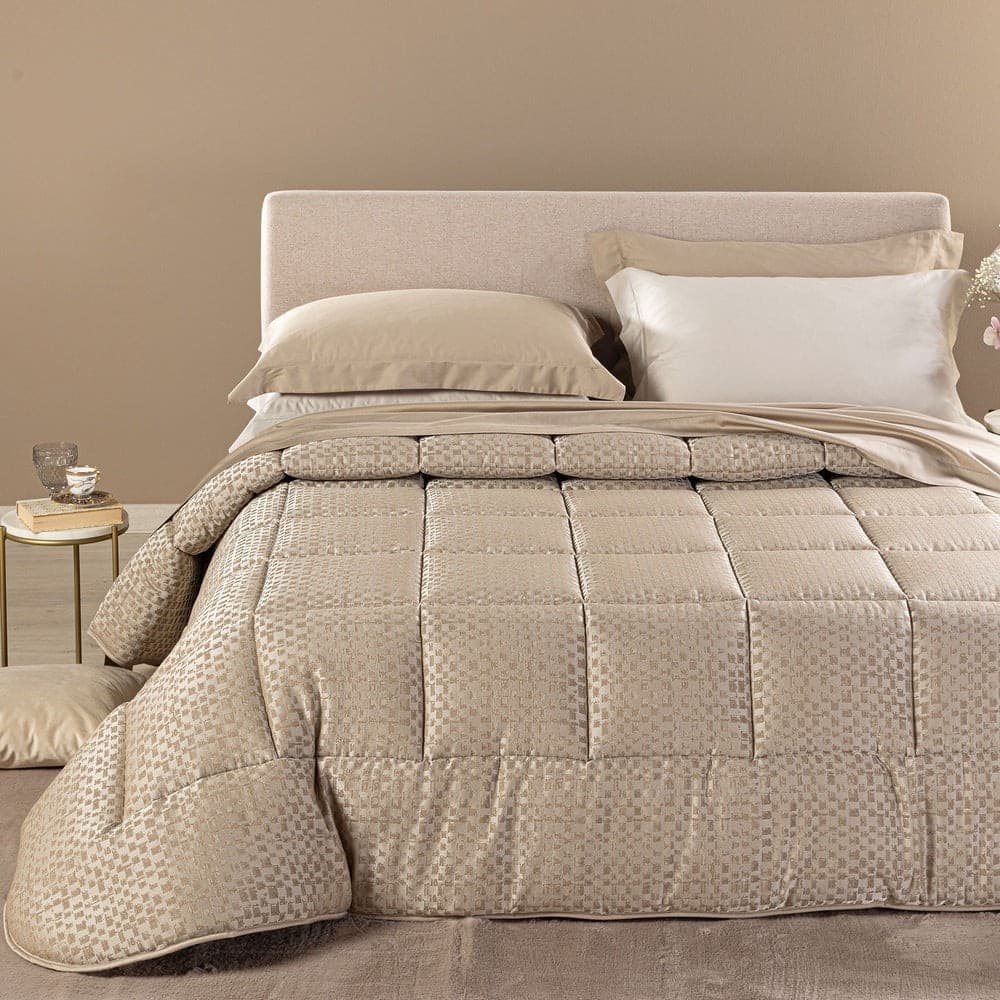 Trapunta Melita ! Caleffi Matrimoniale in Raso Jacquard 265X265
