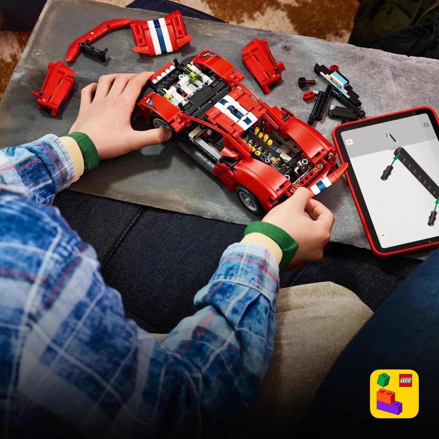 Lego Technic - Auto Ferrari 488 PISTA 42235 - 6