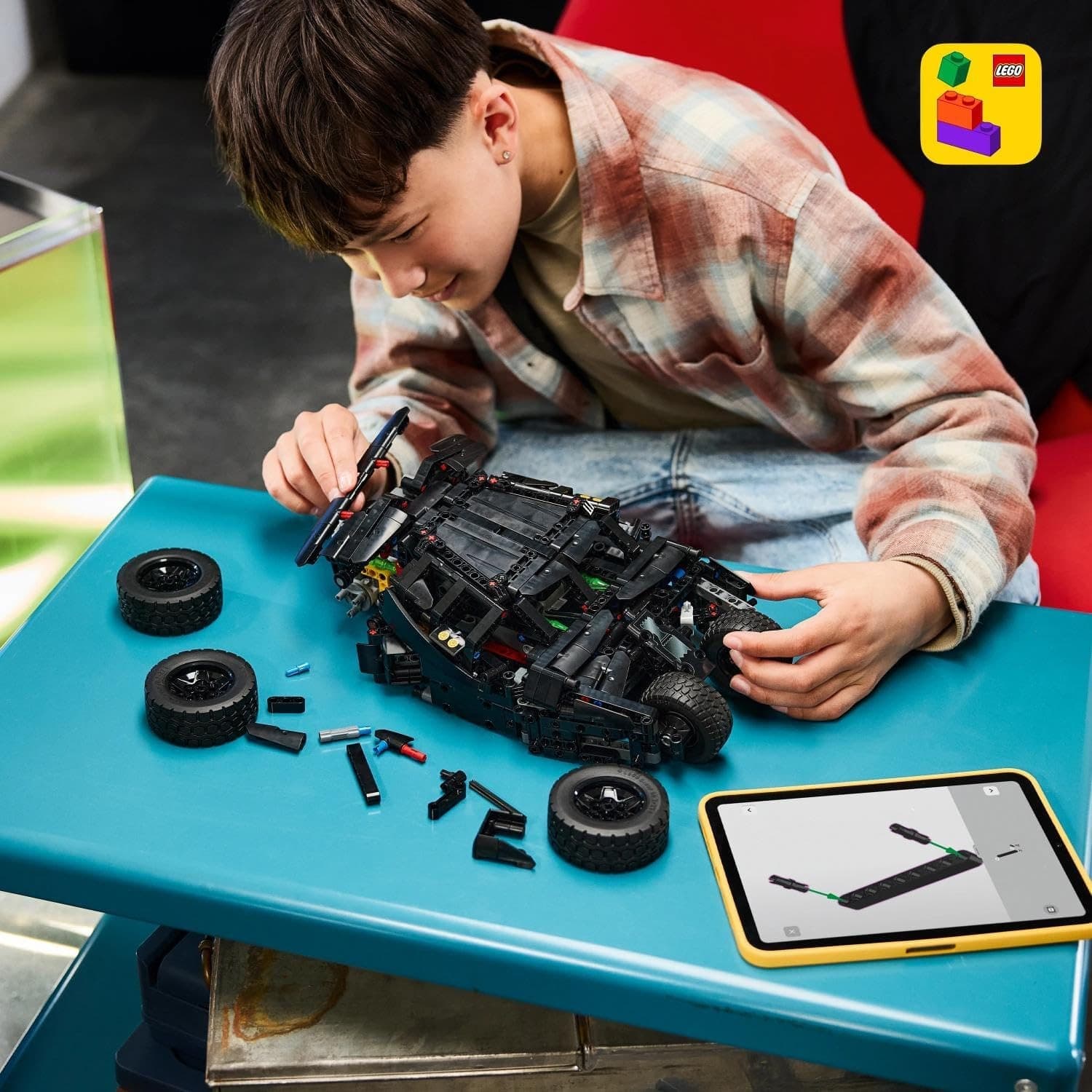 Lego Technic - Batmobile Tumbler 42239 - 6