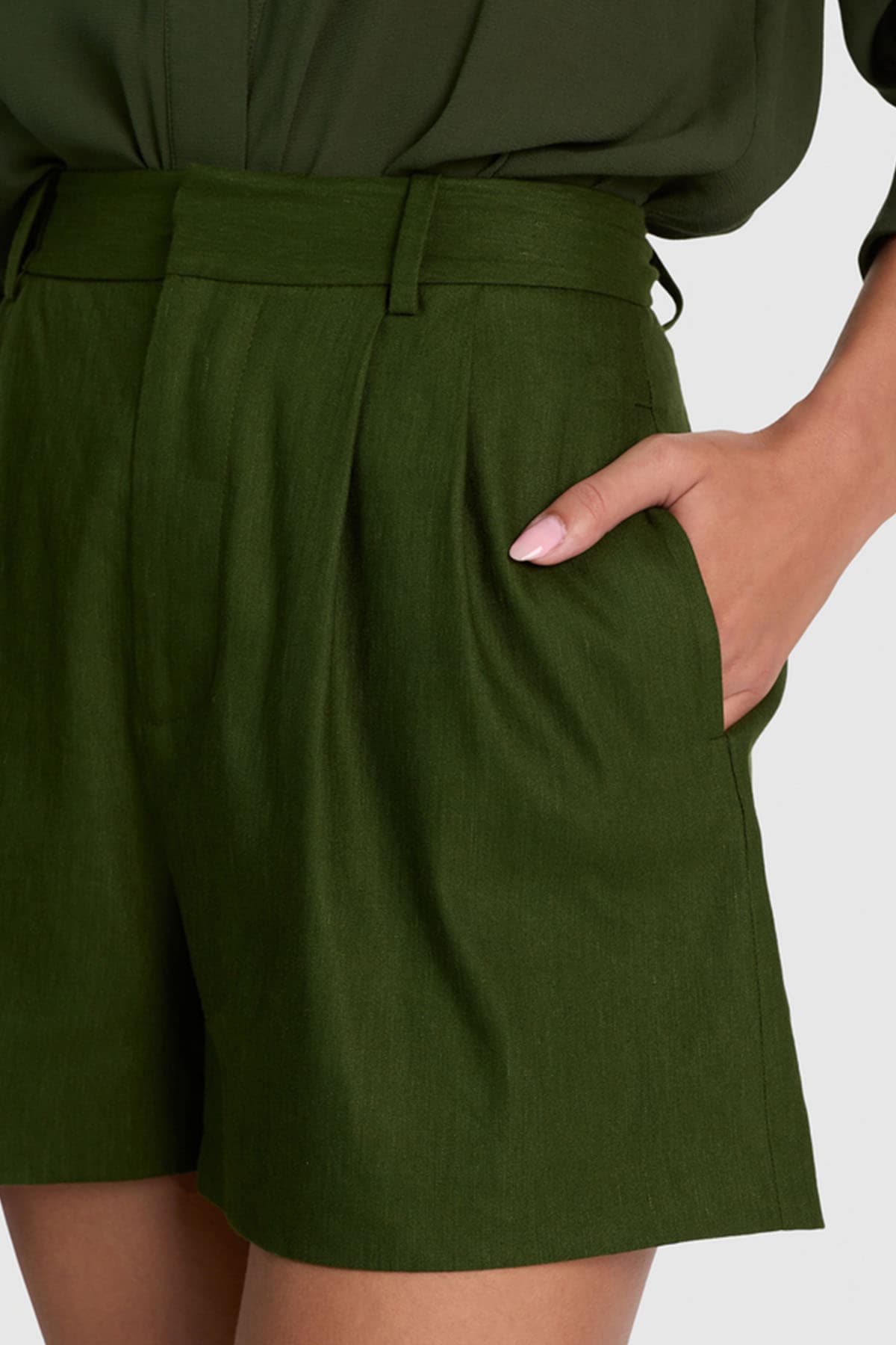 Alice + Olivia  Pantaloncini Green - 6