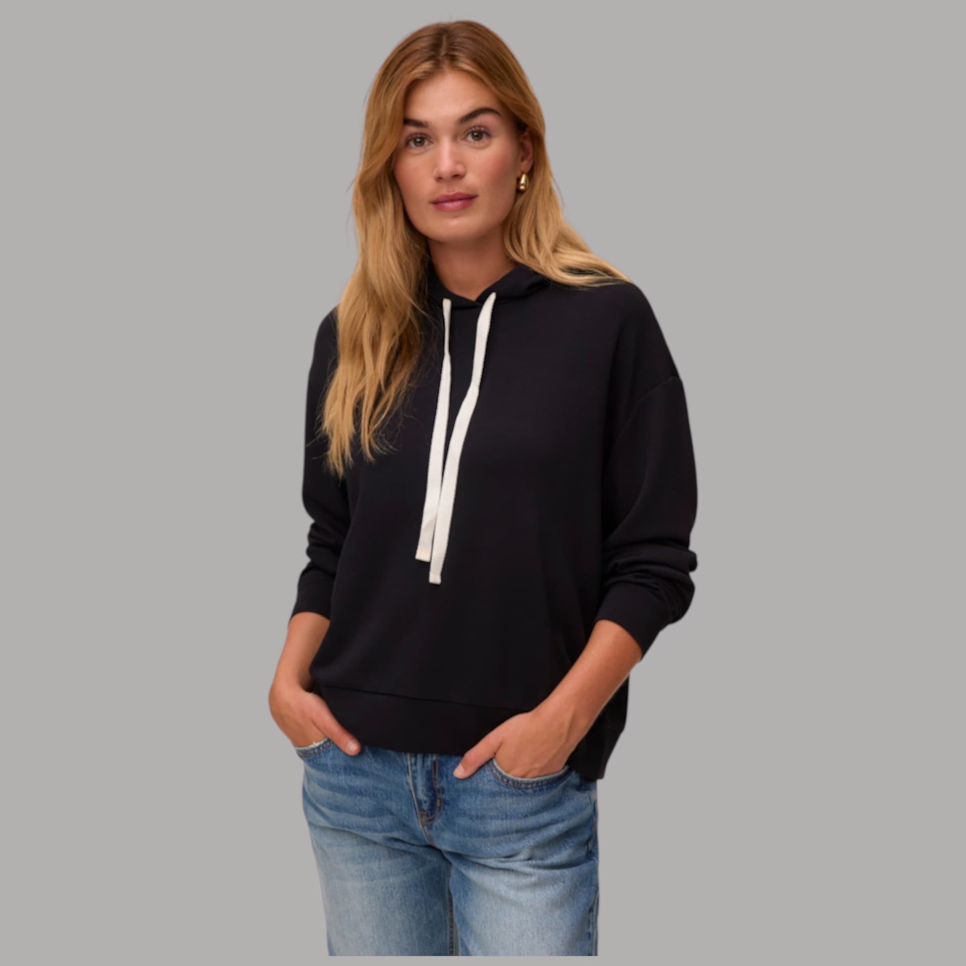 Felpa con cappuccio Vero Moda Leo con chiusura a cordino e vestibilità regular fit - 6