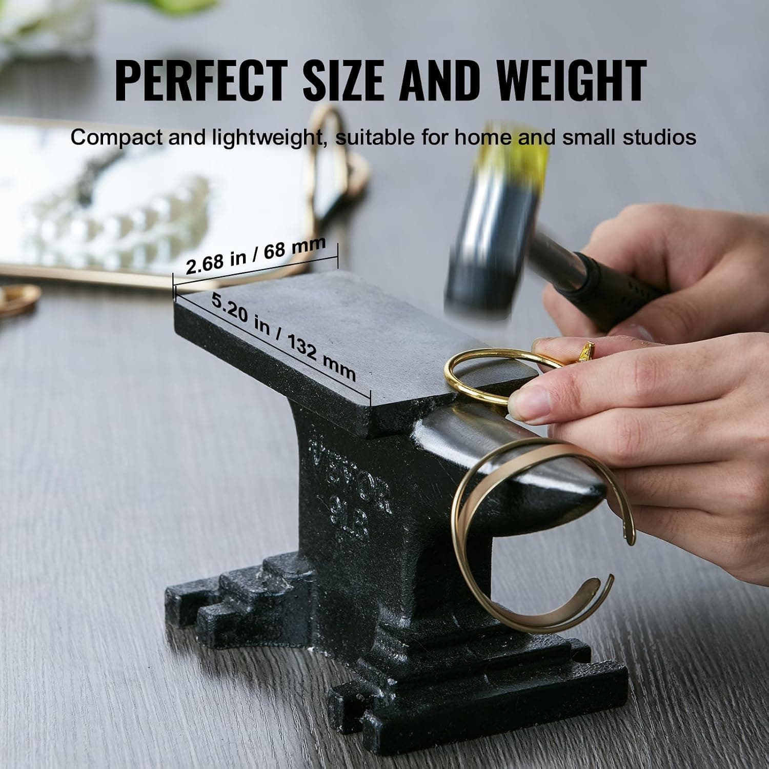 VEVOR Incudine da Fabbro, 4 kg Incudine in Acciaio Fuso a Corno Singolo Rotondo Compatto Resistente 132x68 mm Durezza 50HRC, Strumento per Lavorazione dei Metalli Artigianato Creazione di Gioiellieri | Dimensioni 20.00 × 15.00 × 15.00 cm - 5