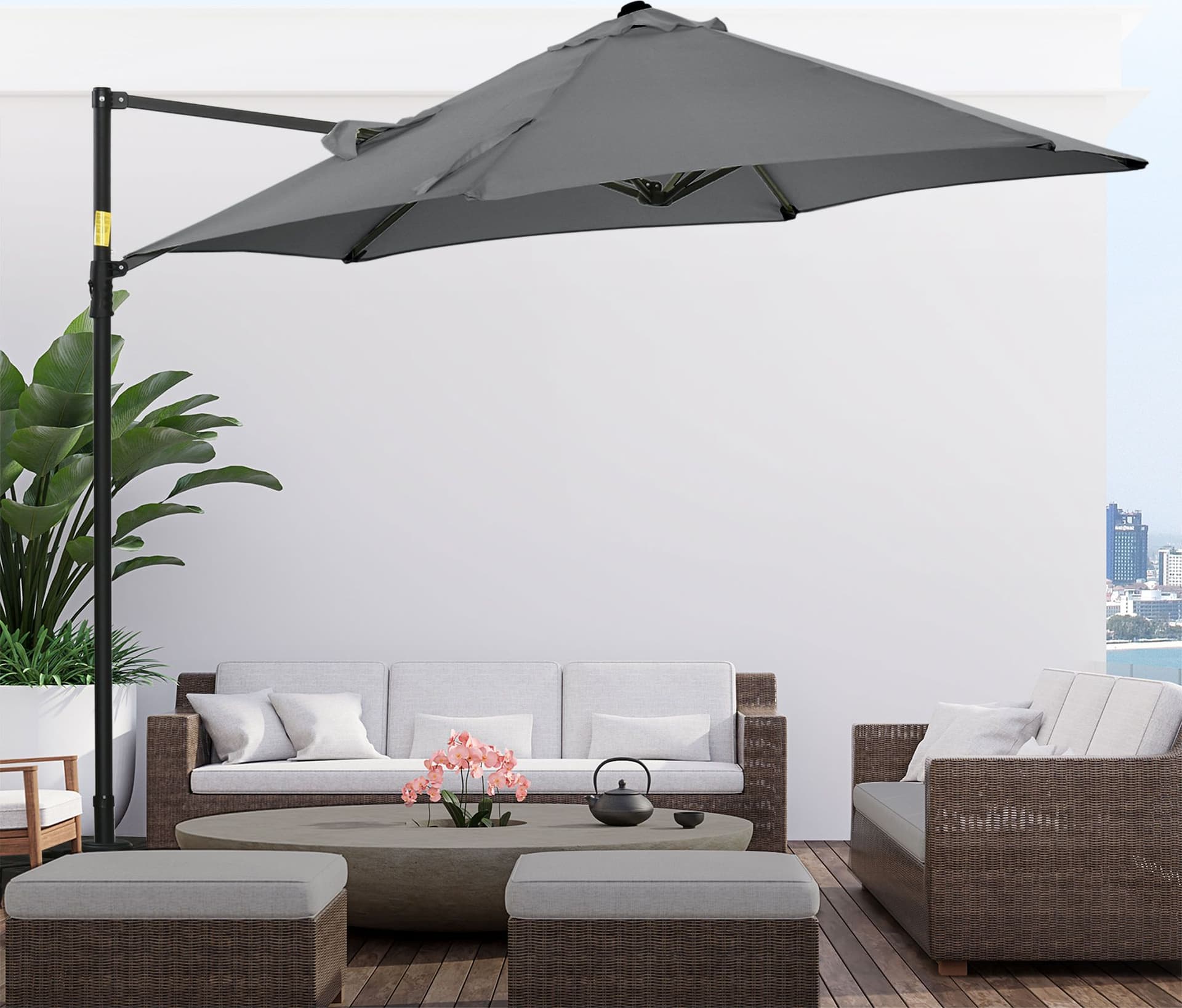 Outsunny Ombrellone da Giardino 2.6x2.4 m con Manovella e Testa Inclinabile, in Alluminio e Poliestere Beige e Nero - 4