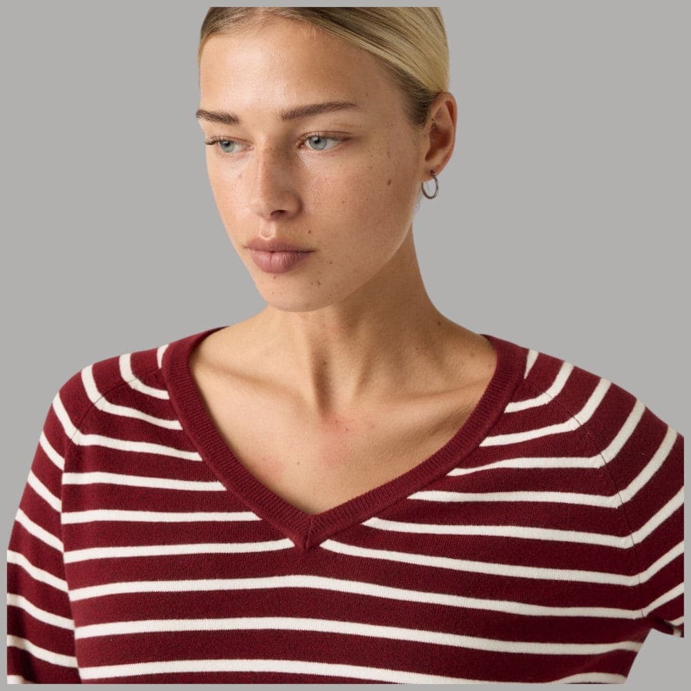 Pullover Levi's 0046F0011 scollo a V con motivo a righe - 2