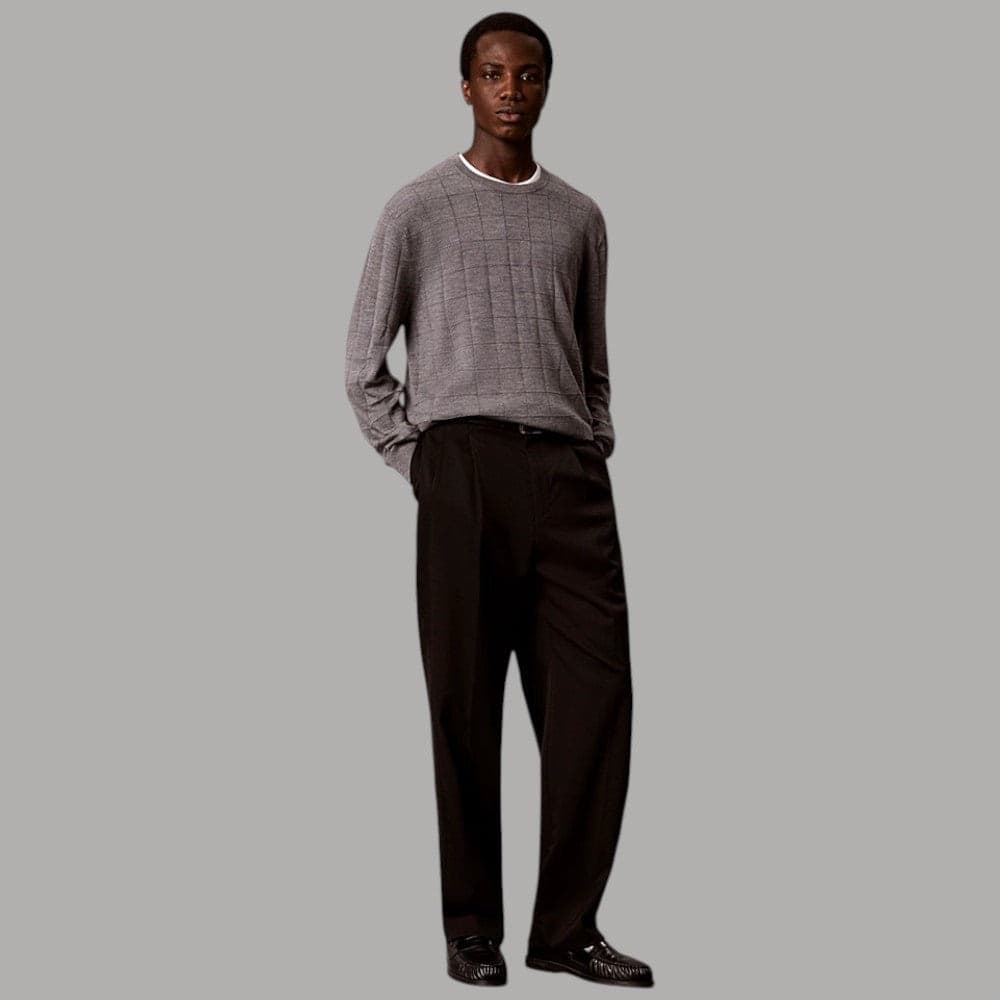 Maglione Calvin Klein a girocollo con motivo a griglia e monogramma ricamato - 5