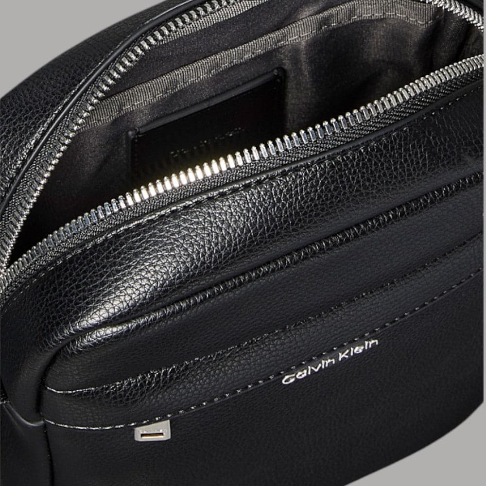 Borsello Calvin Klein Reporter con tracolla regolabile e zip integrale - 2