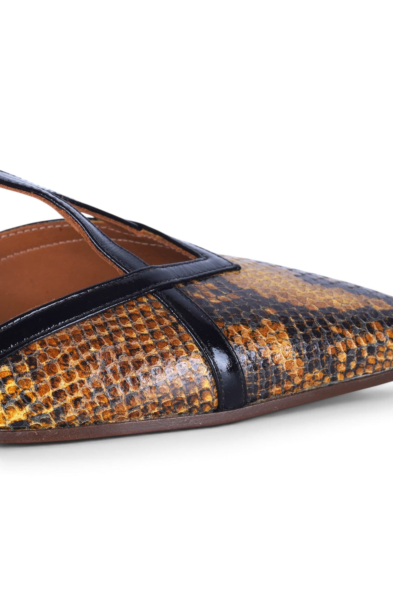 CHIE MIHARA Chie Mihara - Scarpe basse - 480954 - Nero/Ocra - 7