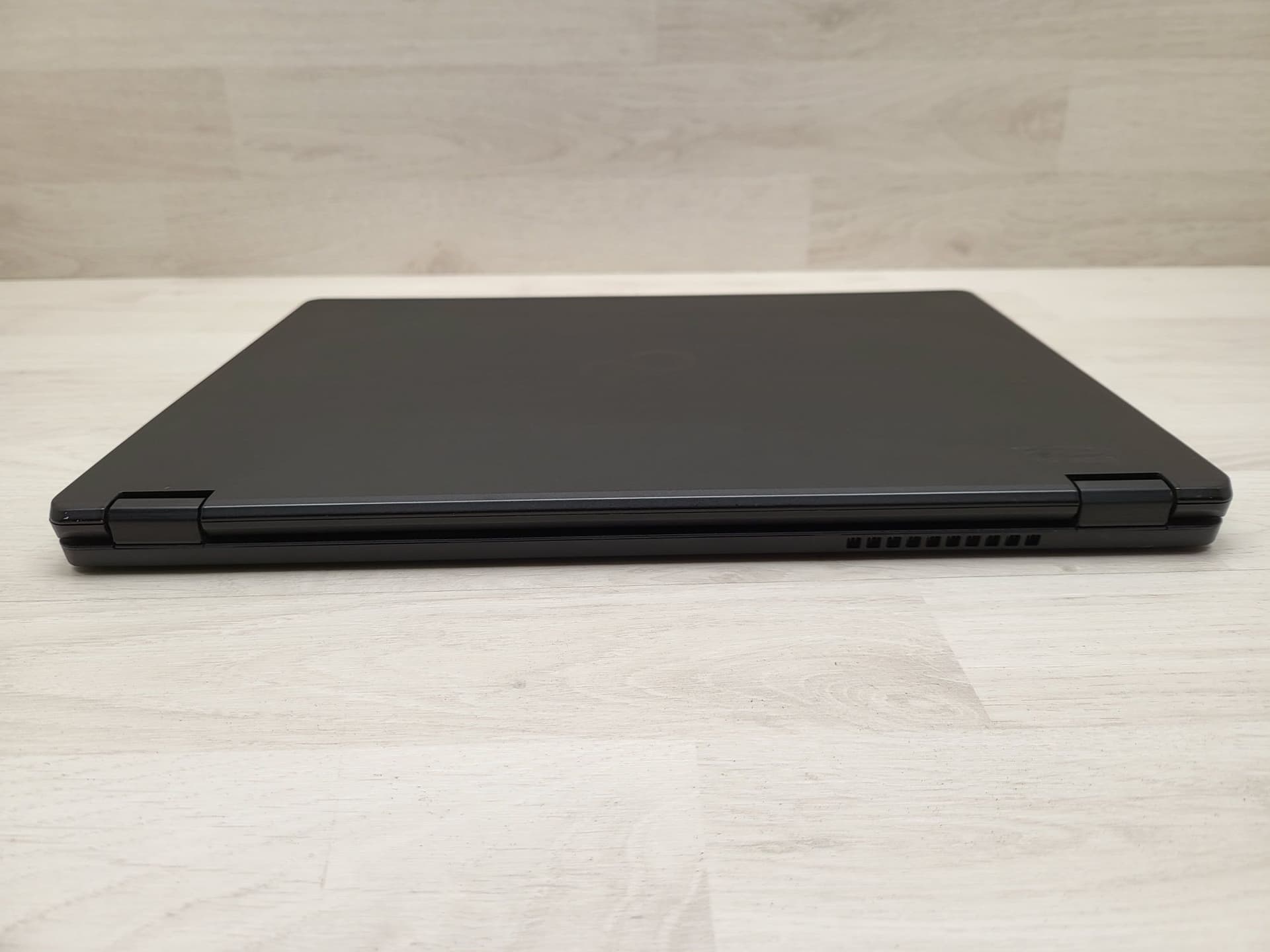 Notebook - Fujitsu Lifebook U Series U748 14" Processore I5 8° 8250U Ram 8Gb SSD 256Gb Webcam Type-C Windows 11 Pro - Ricondizionato - 5