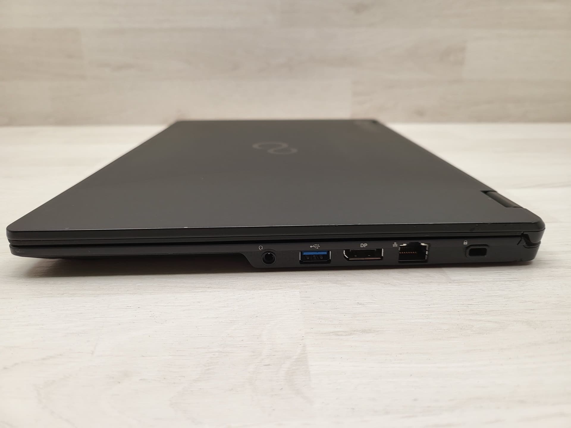 Notebook - Fujitsu Lifebook U Series U748 14" Processore I5 8° 8250U Ram 8Gb SSD 256Gb Webcam Type-C Windows 11 Pro - Ricondizionato - 6