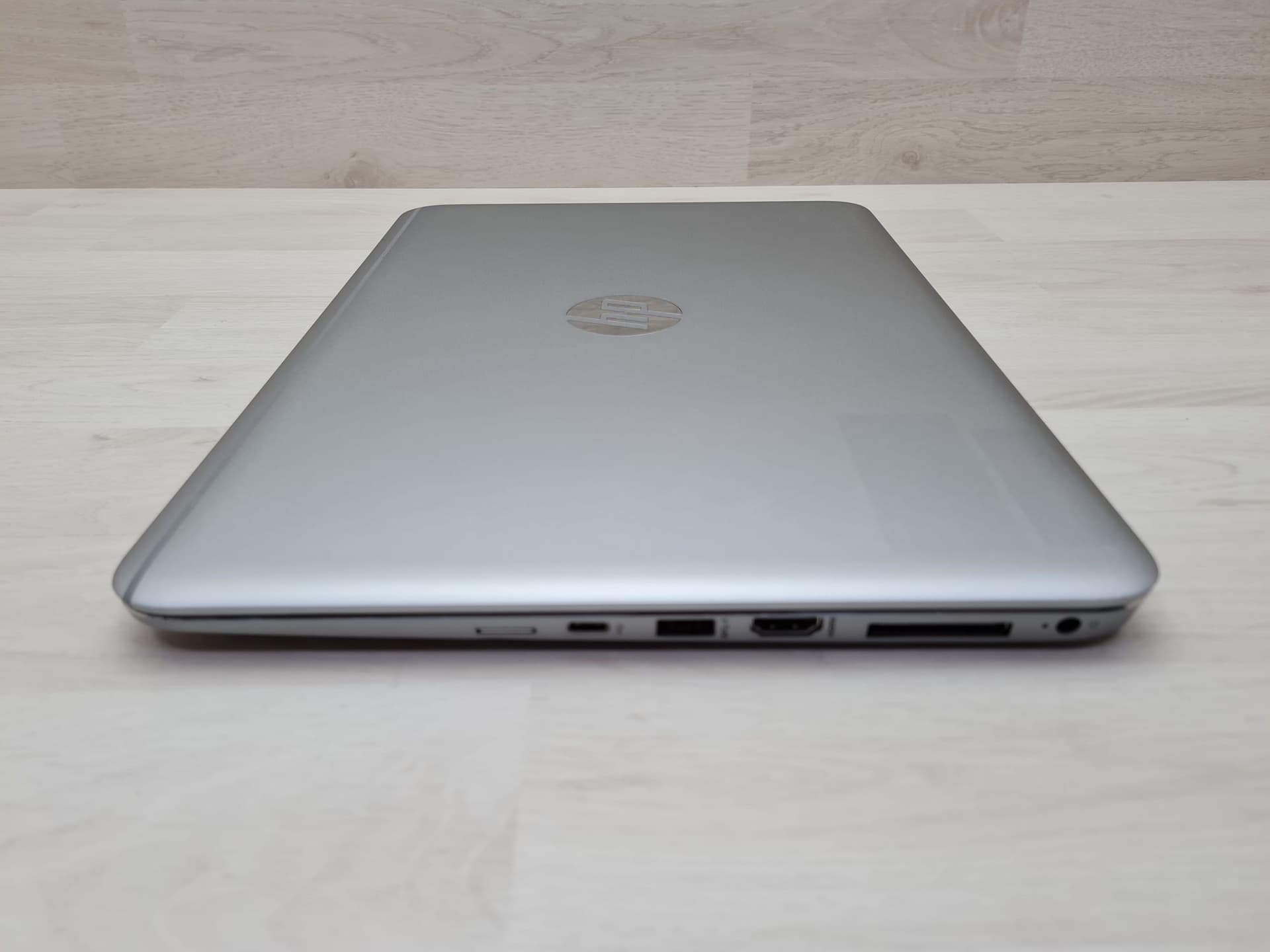 Notebook - Hp EliteBook 1040 G3 14" Touch Screen Risoluzione 2K Processore I5 6° 6200U Ram 8Gb SSD 256Gb Webcam Type-C  Bang & Olufsen - Ricondizionato - 8