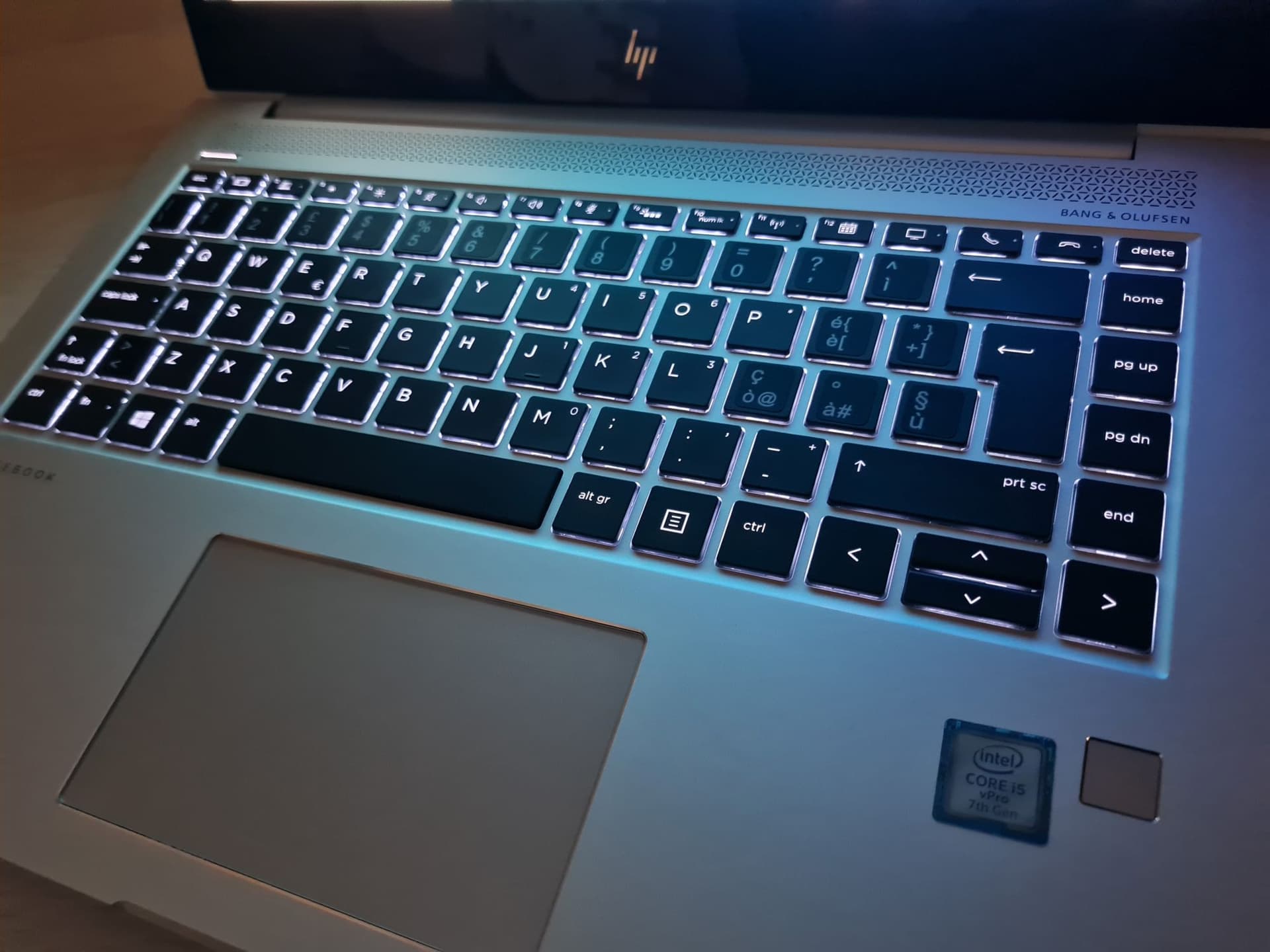 Notebook - Hp EliteBook 1040 G4 14" Touch Screen Processore I5 7° 7300U Ram 16Gb SSD 256Gb Webcam Type-C - 2