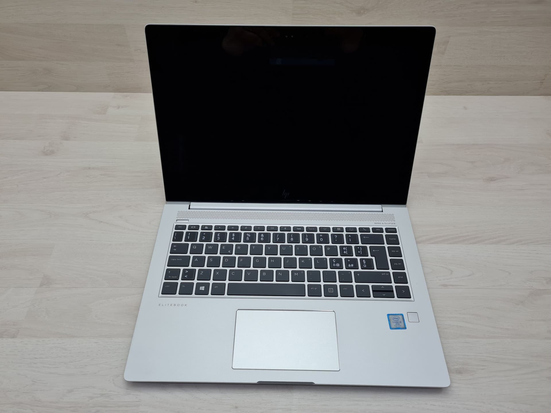 Notebook - Hp EliteBook 1040 G4 14" Touch Screen Processore I5 7° 7300U Ram 16Gb SSD 256Gb Webcam Type-C - 4