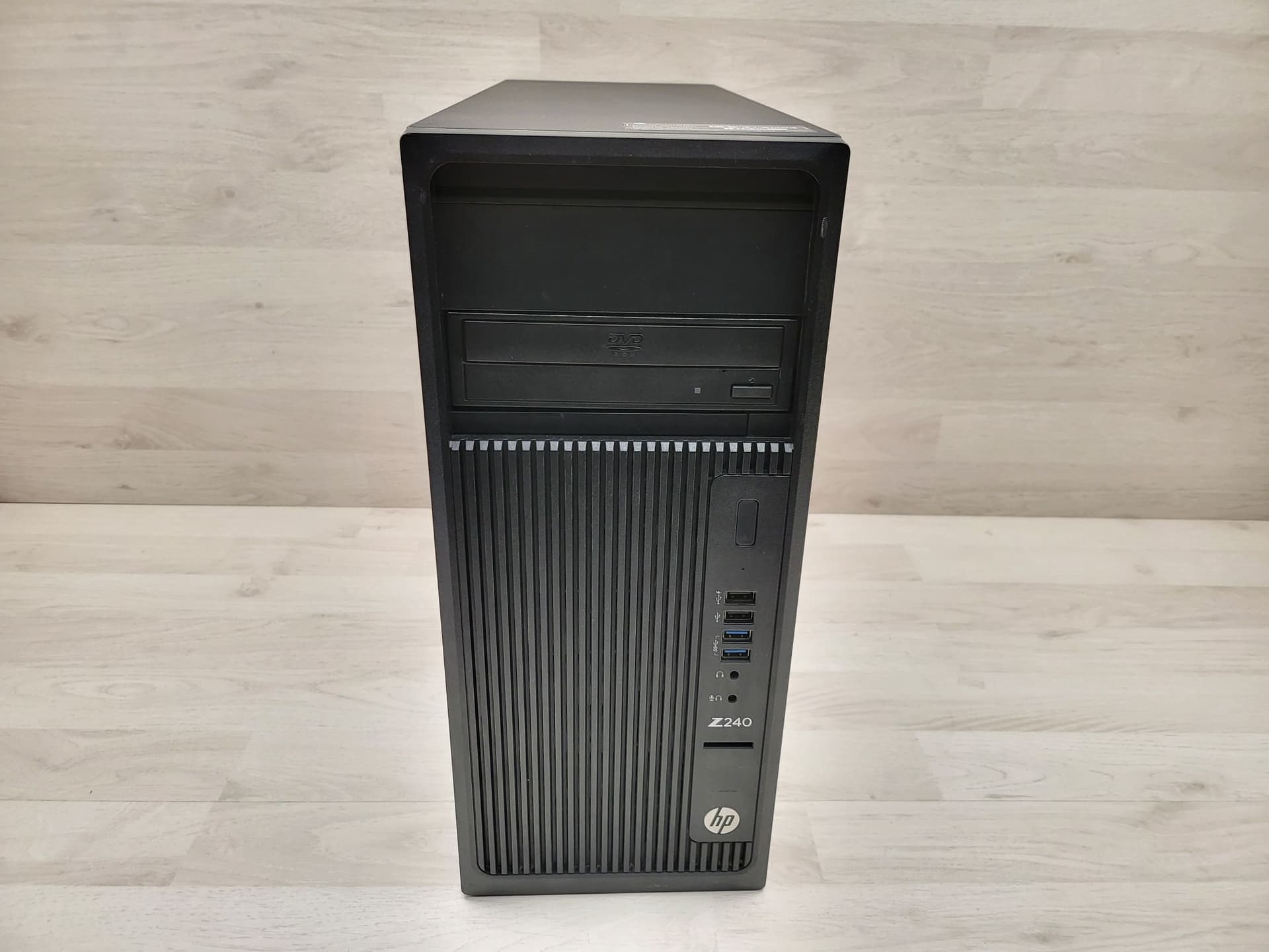 PC WORKSTATION HP Z240 BIG TOWER CPU I5 6° GENERAZINE RAM 16GB SSD 512Gb SK VIDEO QUADRO K420 2GB DVI DP - WINDOWS 10 64BIT RICONDIZIONATO - 2