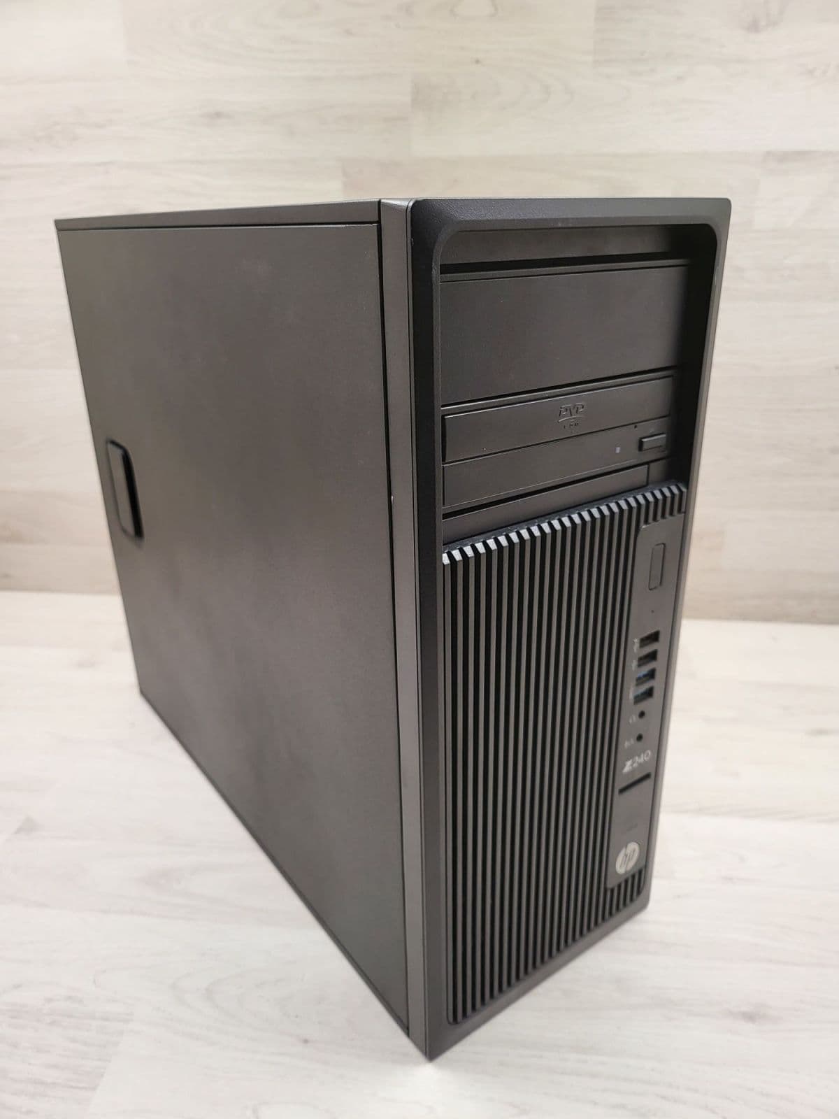 PC WORKSTATION HP Z240 BIG TOWER CPU I7 6700 RAM 16GB SSD 480Gb SK VIDEO QUADRO K420 2GB DVI DP - WINDOWS 10 PRO 64BIT RICONDIZIONATO - 7