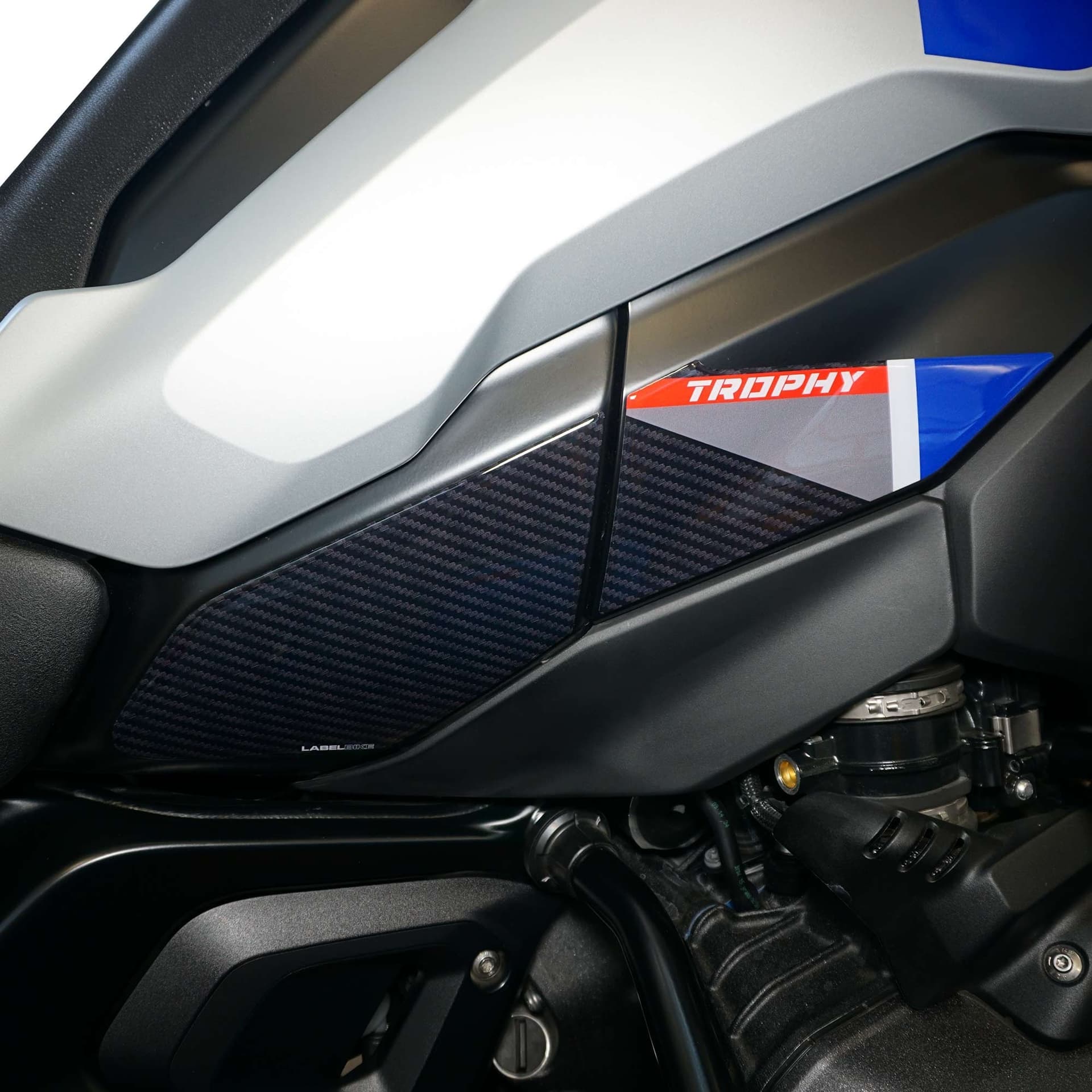 Adesivi 3D laterali Sotto serbatoio moto compatibile con BMW R1300 GS 2026 - 6