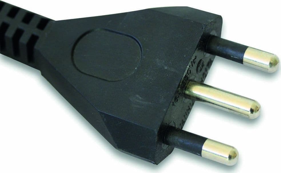 Multipresa 8 Posti da Rack 19'' con Staffe Ruotabili a 360&deg Spina Italiana - 5