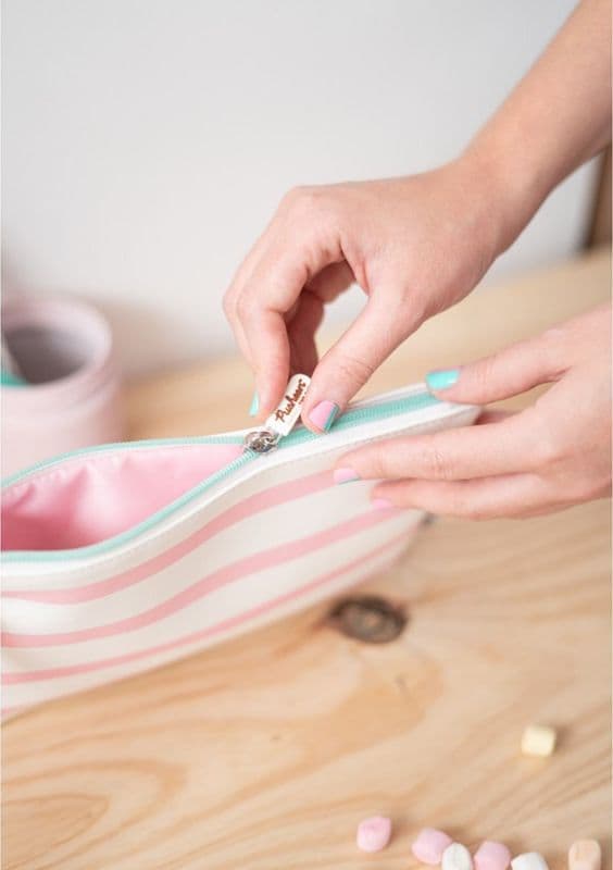 Pusheen - Borsa per cosmetici Rose Collection (23 x 16,5 x 2,5 cm) - 4