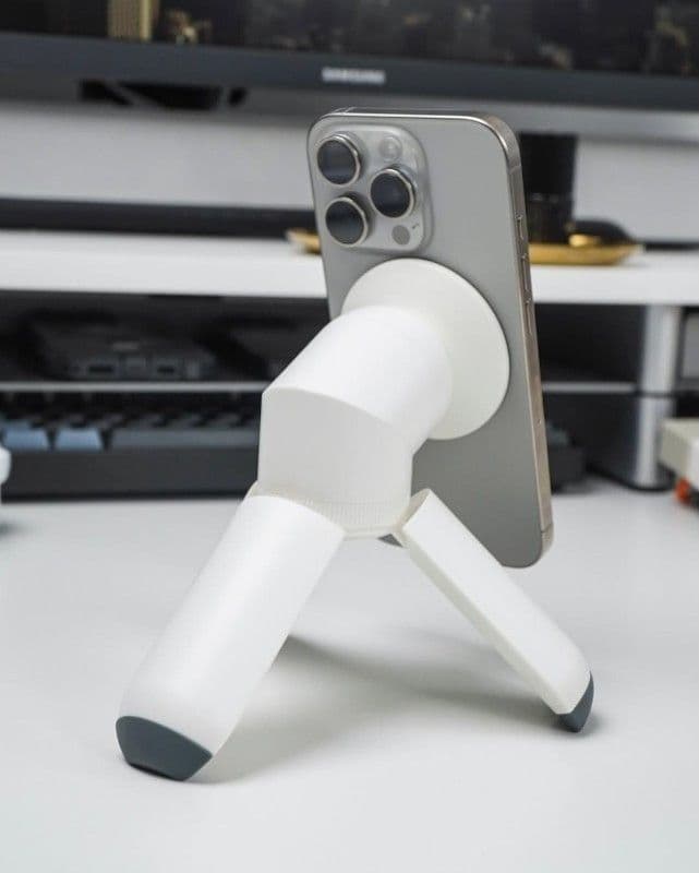 STM MagPod - iPhone TriPod with MagSafe Compatibility - white - 6