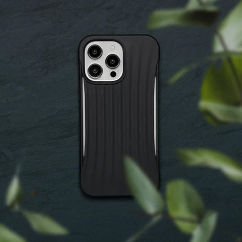 X-Doria Raptic Clutch - Biodegradable case for iPhone 14 Plus (Drop-Tested 3m) (Black) - 7