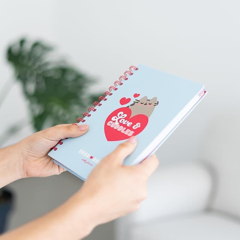 Pusheen - Calendario / Planner settimanale 2023/2024 della collezione Purrfect Love (14,8 x 21 cm) - 11