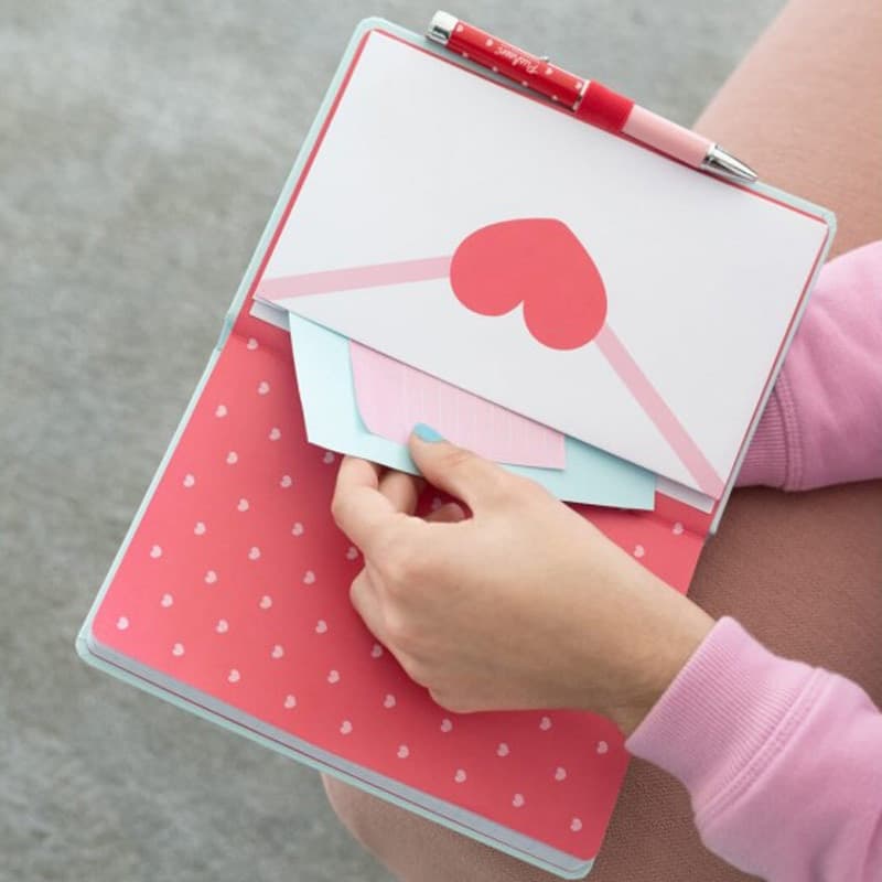 Pusheen - Quaderno + penna torcia della collezione Purrfect Love - 7