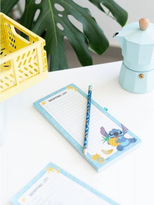 Disney Stitch - Quaderno magnetico / lista della spesa per il frigorifero + matita della collezione Tropical (10 x 21 cm) - 14
