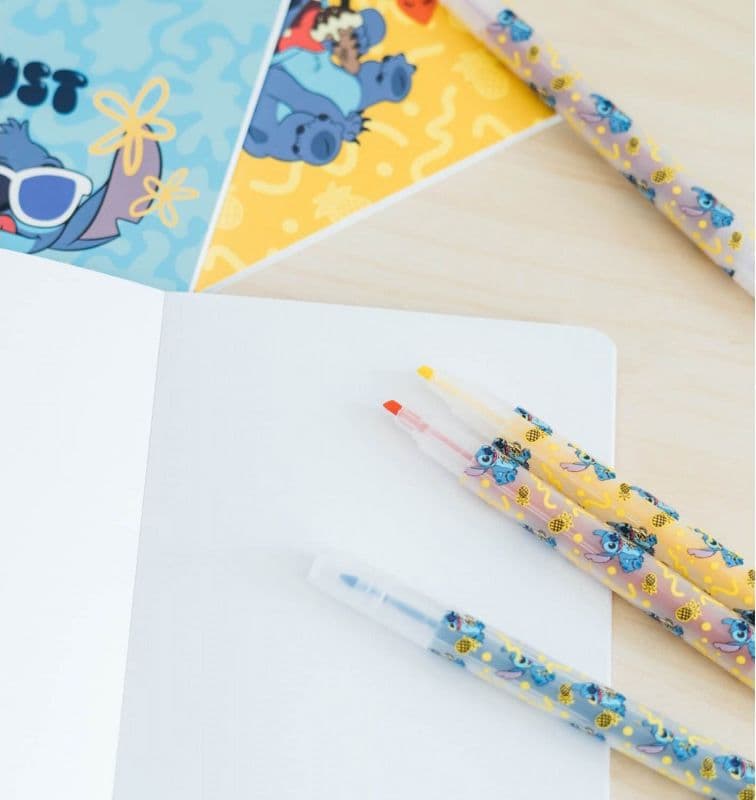 Disney Stitch - Set di forniture scolastiche della collezione Tropical - 13