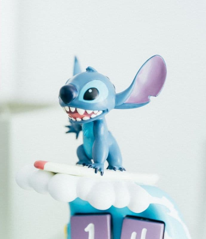Disney Stitch - Calendario perpetuo 3D della collezione Surfer - 11