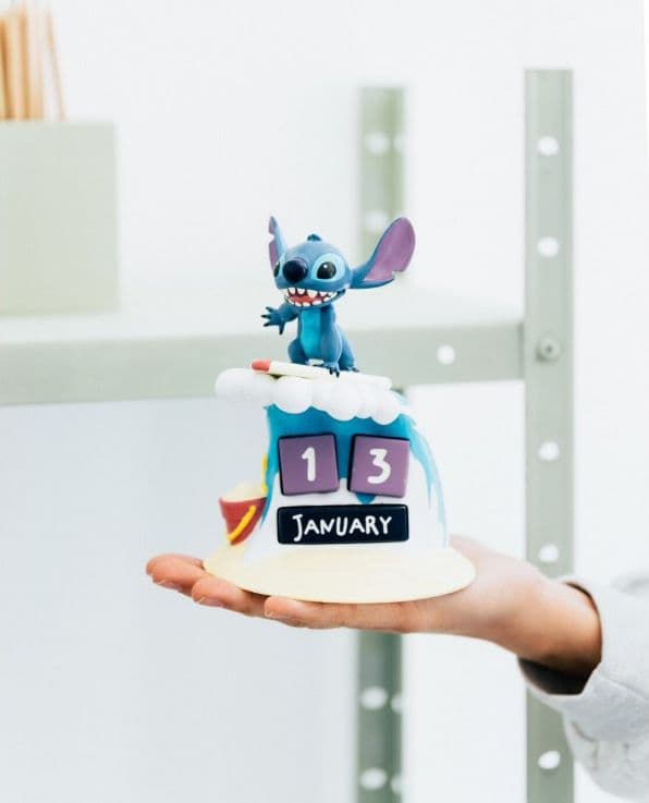Disney Stitch - Calendario perpetuo 3D della collezione Surfer - 6