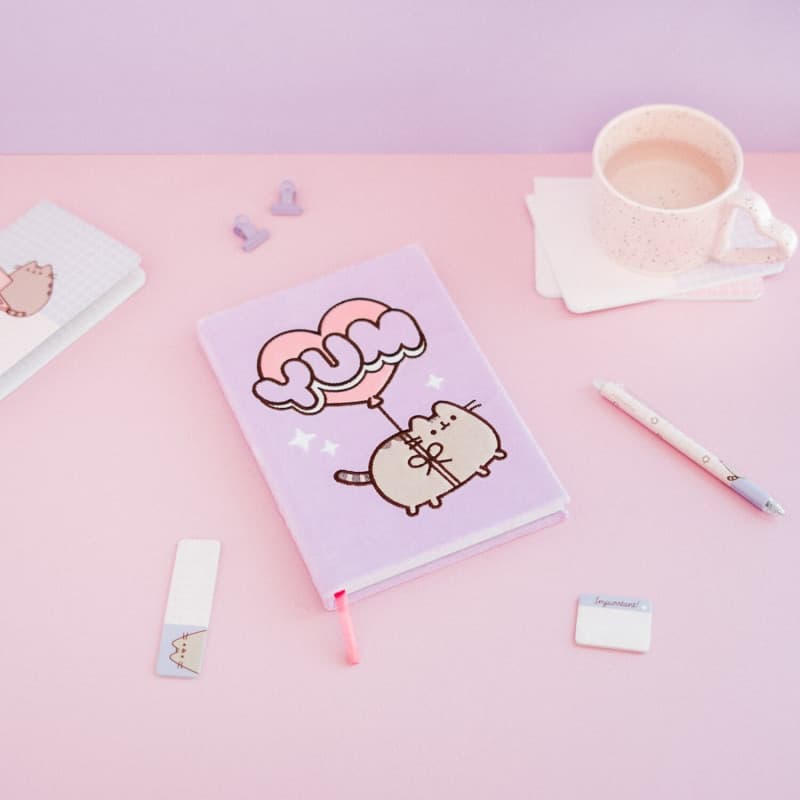 Pusheen - Quaderno/quaderno di peluche A5 della collezione Moments - 3