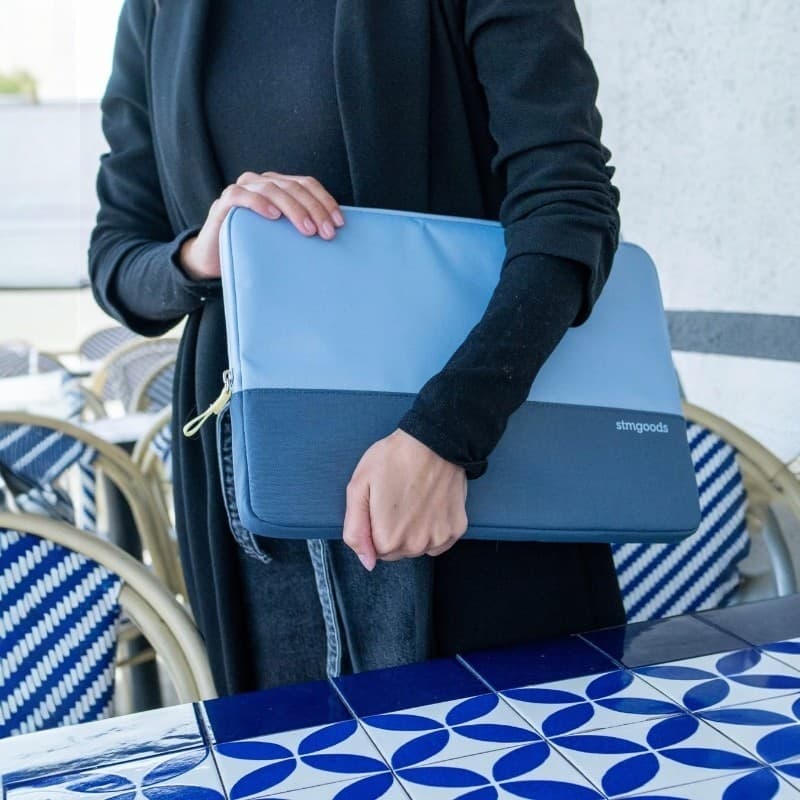 STM Origin Laptop Sleeve – Case for MacBook Pro 14" / Laptop 14” / 13” (Glacier blue) - 18
