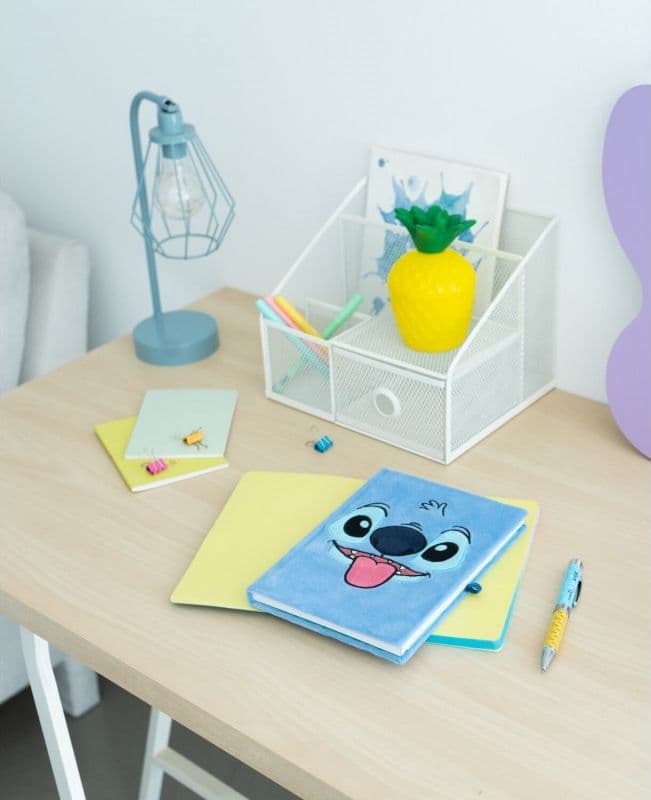 Disney Stitch - Quaderno A5 in peluche + penna torcia della collezione Tropical - 5