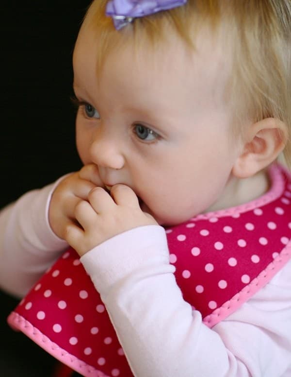 BUILT Mess Mate Set of 2 baby bib (Baby Pink Mini Dots) - 11