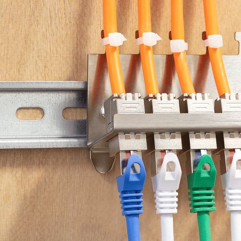 Adattatore per Modulo Keystone 12xRJ45 per Guida DIN - 4