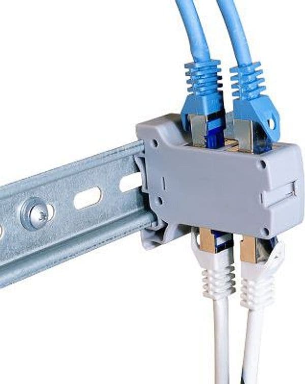 Adattatore per Guida DIN con 2 Accoppiatori Cat.6A RJ45 F/F, Schermato - 9