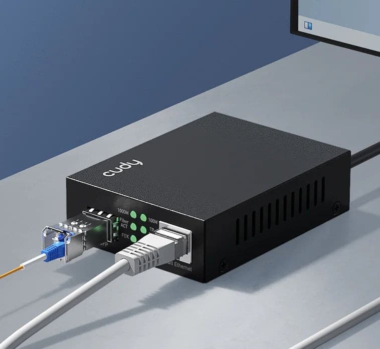 Convertitore Multimediale Gigabit RJ45 10/100/1000 Mbps Ethernet Slot SFP - 4