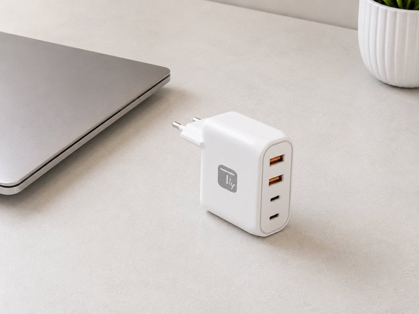 Caricatore Alimentatore 2 Porte USB-C&trade e 2 Porte USB-A da Muro 100W per Smartphone o Tablet - 7