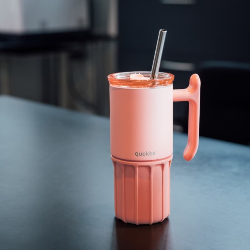 Quokka Umi - Tazza termica in acciaio inossidabile da 720 ml con cannuccia e base in silicone (rosa pesca) - 3