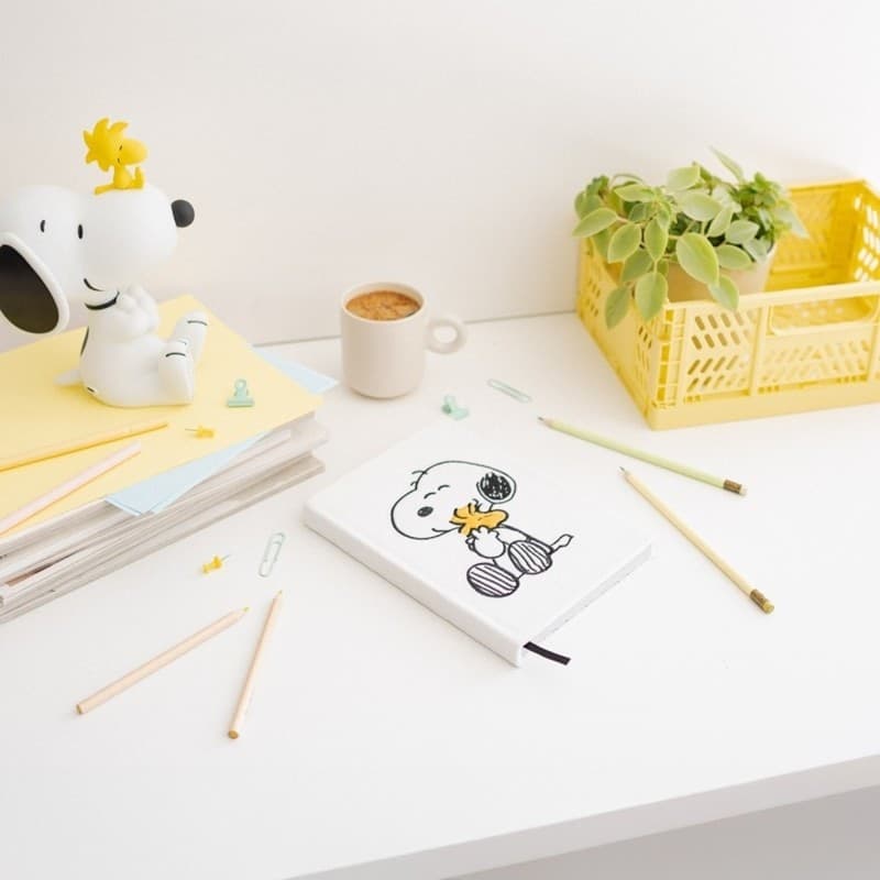 Snoopy - Quaderno di peluche / quaderno A5 della collezione Lazy Days - 16