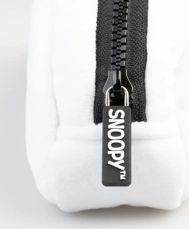 Snoopy - Astuccio in peluche per accessori della collezione Lazy Days - 3