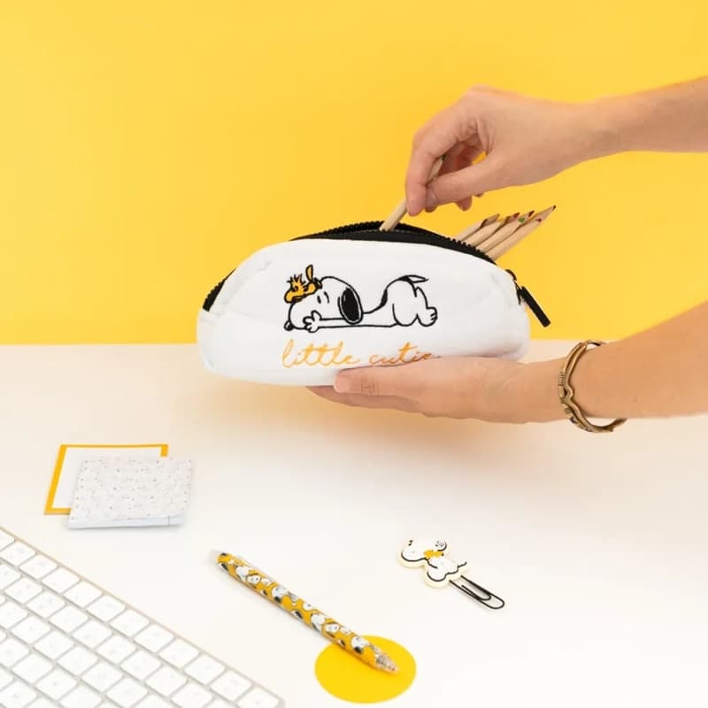 Snoopy - Astuccio in peluche per accessori della collezione Lazy Days - 7
